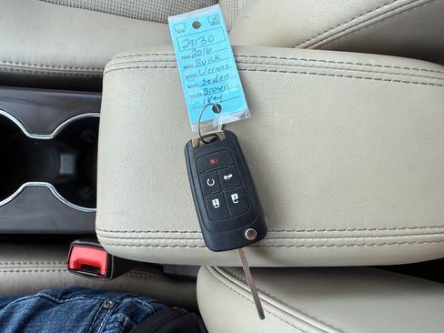 Used 2016 Buick Verano FWD image 21