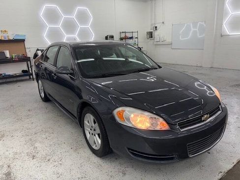 Used 2011 Chevrolet Impala LS image 5