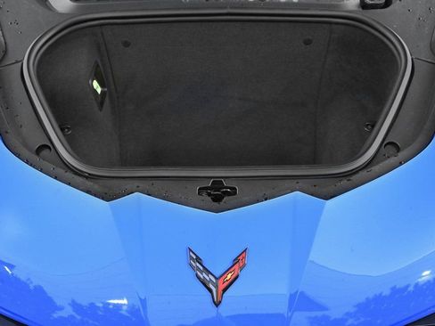 Used 2021 Chevrolet Corvette Stingray w/ Engine Appearance Package image 43