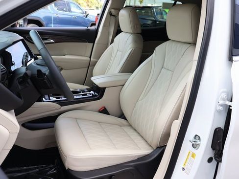 Certified 2023 Buick Envision Avenir image 12