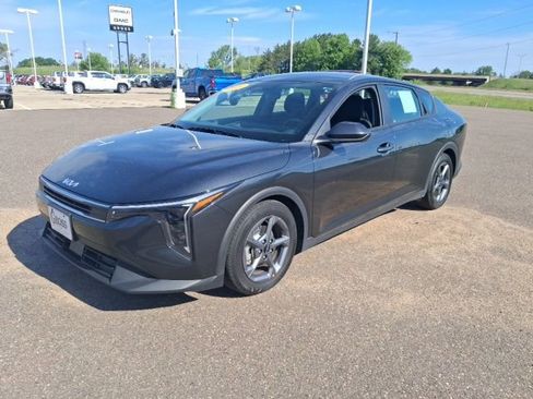 Used 2025 Kia K4 FWD image 4