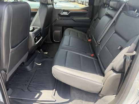 Used 2025 GMC Sierra 1500 Denali w/ Denali Reserve Package AWD/4WD image 25