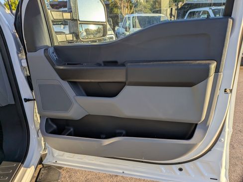 New 2025 Ford F450 XL w/ XL Chrome Package image 39