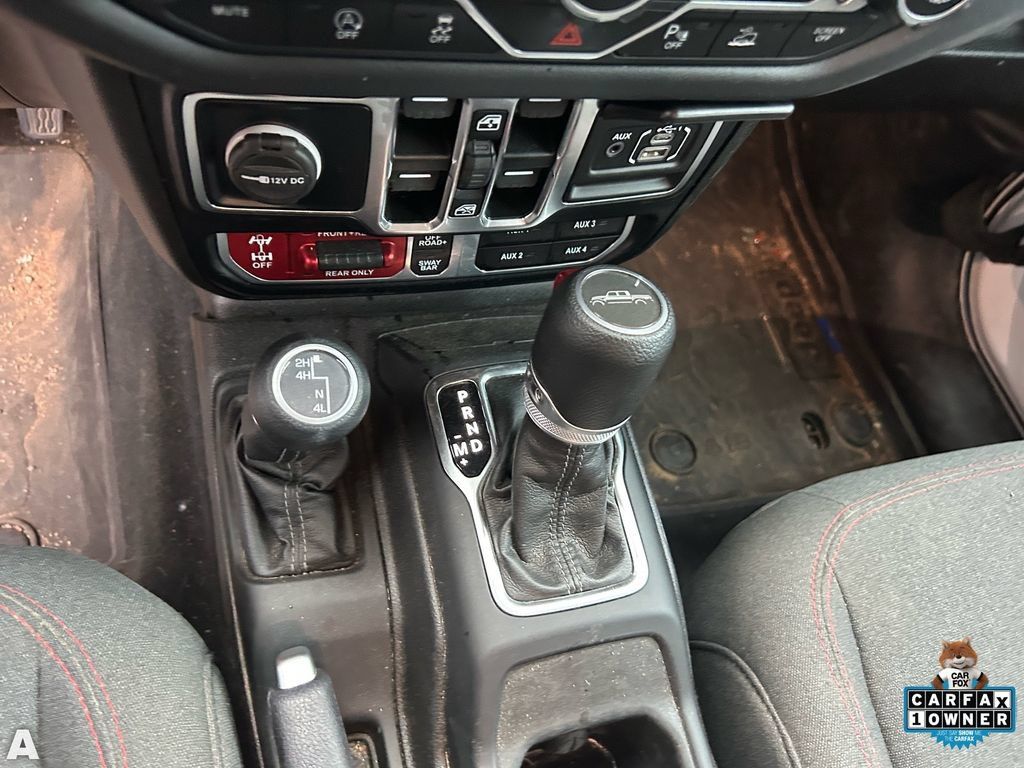 Certified 2024 Jeep Gladiator Rubicon w/ Safety Group AWD/4WD image 8