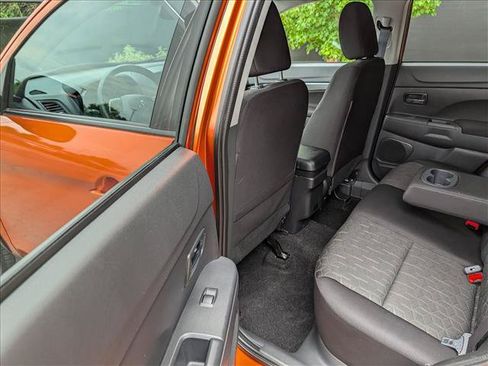 Used 2024 Mitsubishi Outlander Sport ES AWD/4WD image 22