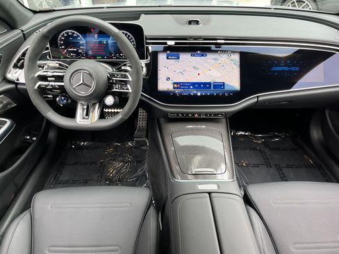 New 2026 Mercedes-Benz E 53 AMG e 4MATIC Wagon w/ AMG Dynamic Plus Package image 18