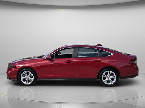 Certified 2024 Honda Accord LX image 4