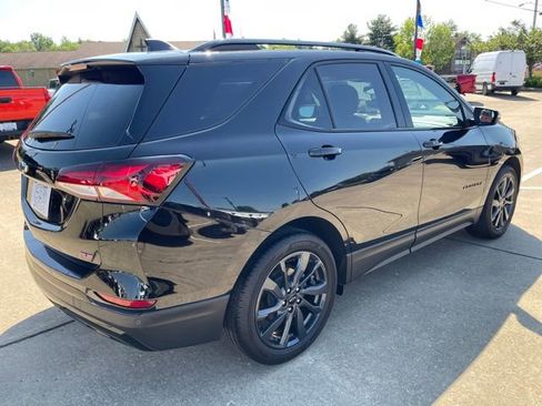 Used 2024 Chevrolet Equinox RS w/ RS Leather Package FWD image 3