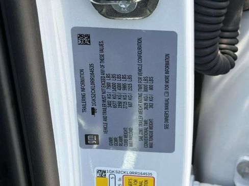 Certified 2024 GMC Yukon AT4 w/ Technology Package AWD/4WD image 27