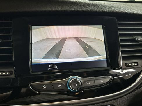 Used 2022 Buick Encore Preferred w/ Safety Package AWD/4WD image 15