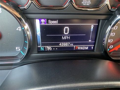 Certified 2016 Chevrolet Silverado 2500 High Country w/ Duramax Plus Package image 12