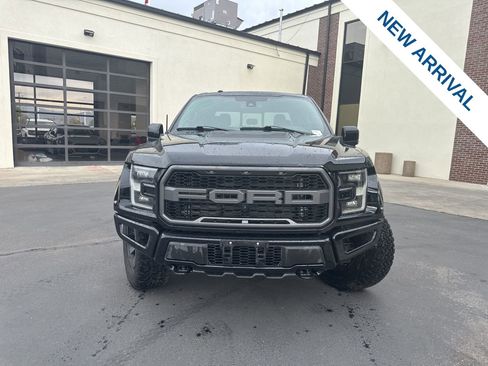 Used 2018 Ford F150 Raptor w/ Equipment Group 802A Luxury image 2