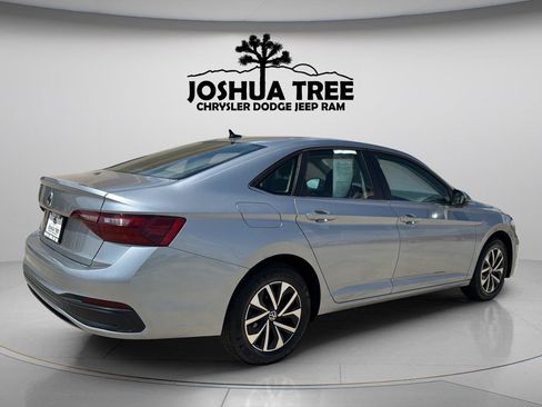 Used 2024 Volkswagen Jetta S FWD image 7