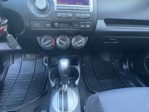 Used 2008 Honda Fit Sport image 22