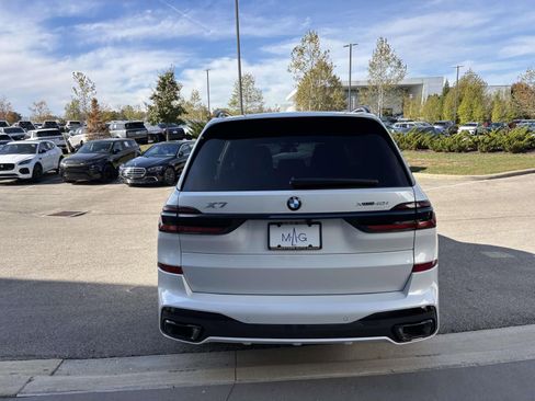 New 2026 BMW X7 xDrive40i w/ M Sport Package AWD/4WD image 6