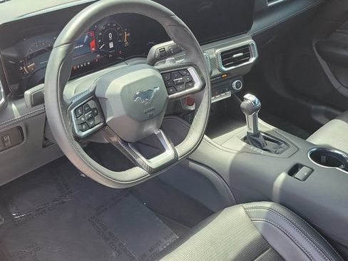 Used 2025 Ford Mustang GT Premium RWD image 14