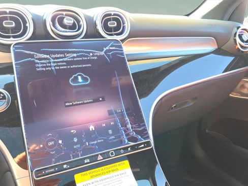 New 2026 Mercedes-Benz GLC 300 GLC 300 image 28