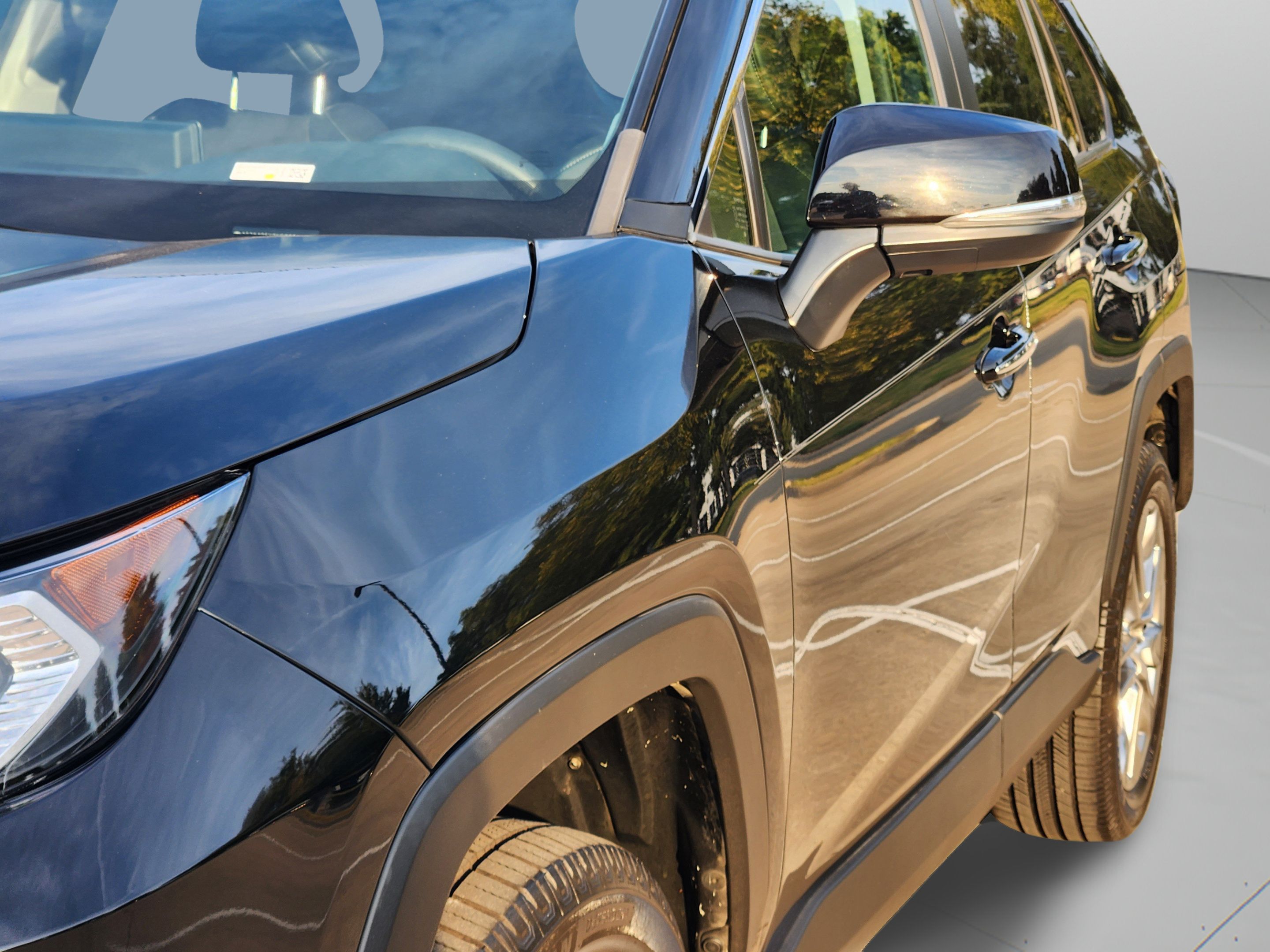 Used 2019 Toyota RAV4 Limited w/ Cold Weather Package FWD image 41
