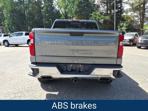 Used 2021 Chevrolet Silverado 1500 LTZ AWD/4WD image 36