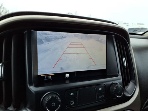 Used 2022 GMC Canyon Denali image 21