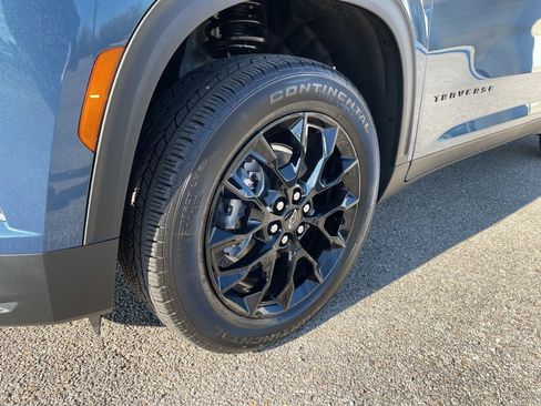 New 2026 Chevrolet Traverse LT w/ Midnight/Sport Edition image 10