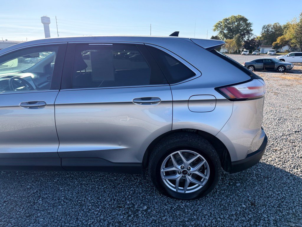 Used 2023 Ford Edge SEL AWD/4WD image 22