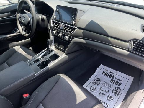 Used 2019 Honda Accord LX image 7