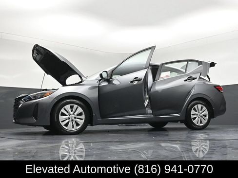 Used 2025 Nissan Sentra S FWD image 35