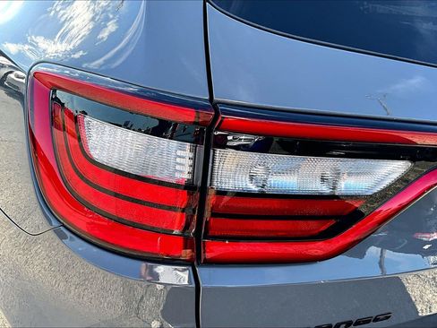 Used 2023 Dodge Durango R/T w/ Tow 'N Go Package AWD/4WD image 29
