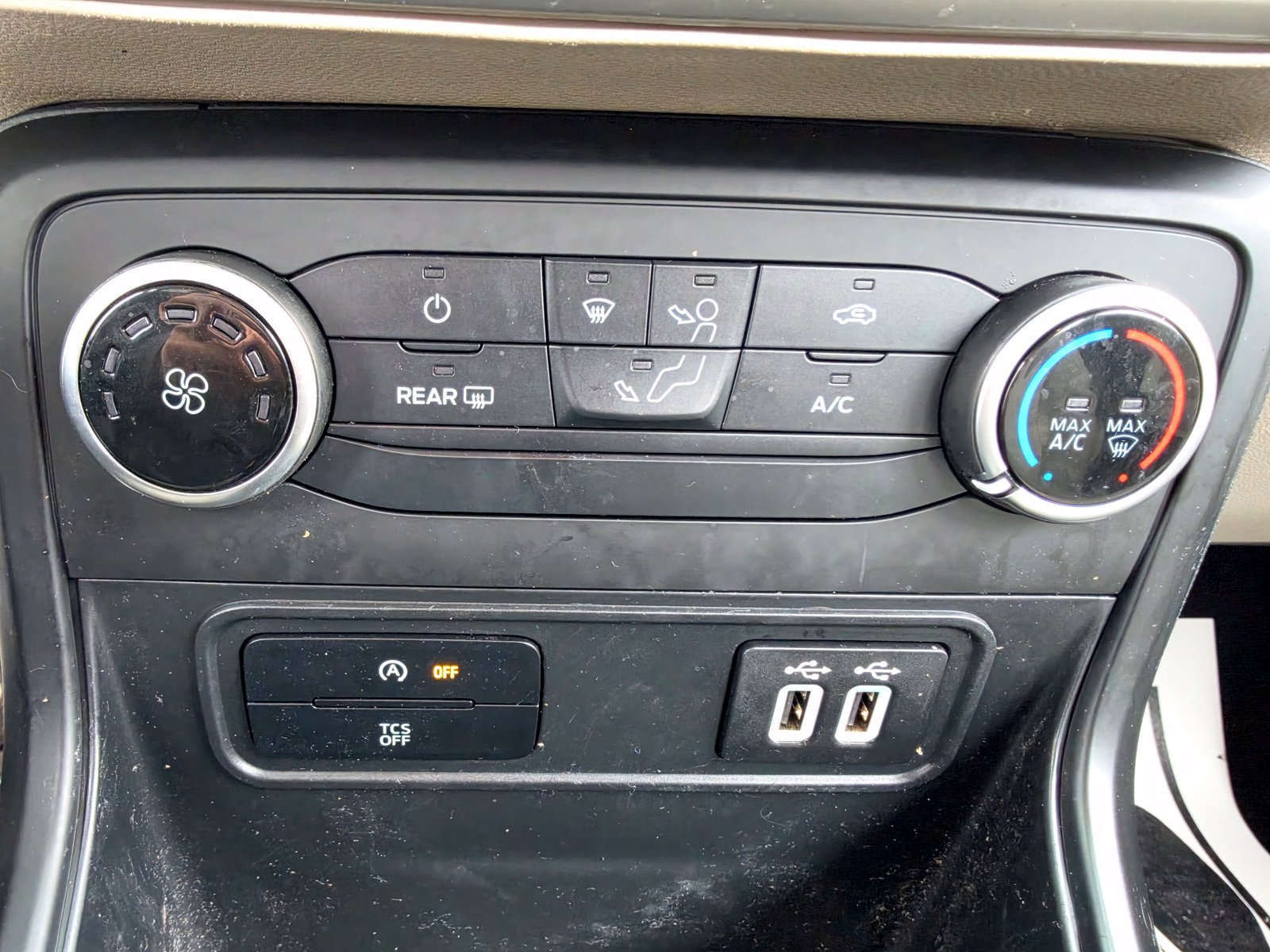 Used 2020 Ford EcoSport S FWD image 22