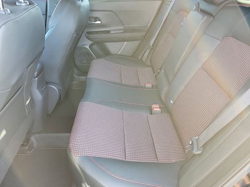 New 2025 Nissan Kicks SR image 17