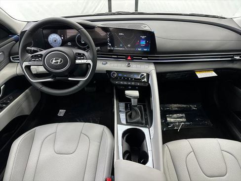 New 2026 Hyundai Elantra Limited image 22