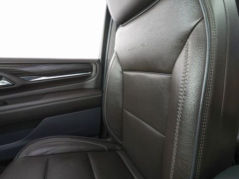 Used 2021 GMC Yukon XL Denali w/ Denali Ultimate Package image 31