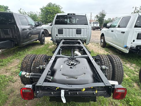 New 2026 RAM 5500 4x4 Crew Cab w/ Laramie Trim Package image 5