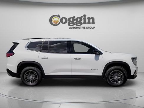 New 2026 GMC Acadia Elevation FWD image 22