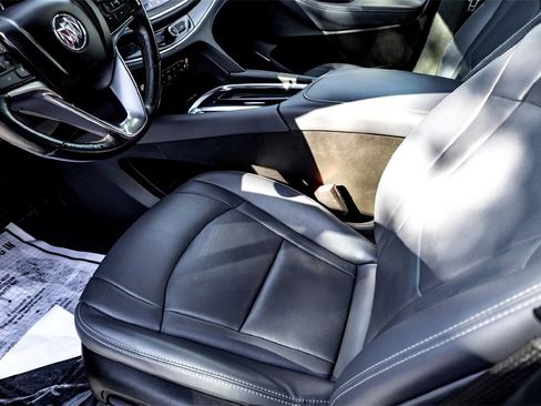 Used 2024 Buick Enclave Premium image 14