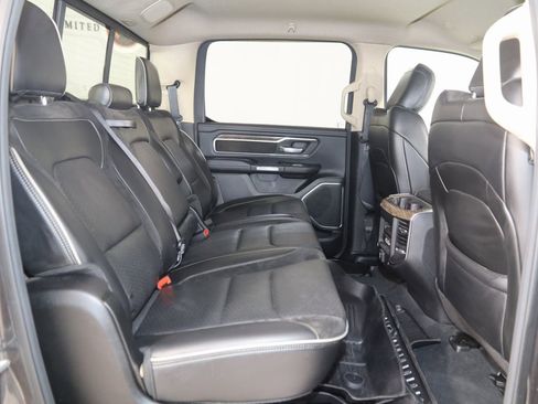 Used 2019 RAM 1500 Laramie image 14