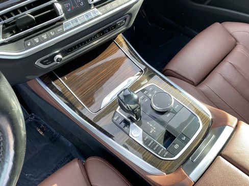 Used 2019 BMW X5 xDrive40i w/ Executive Package image 38