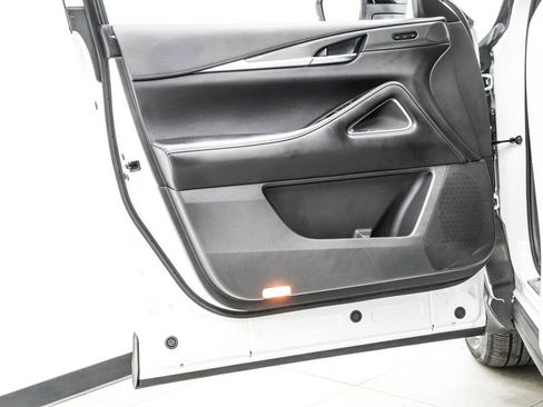 Used 2025 INFINITI QX60 Luxe image 42