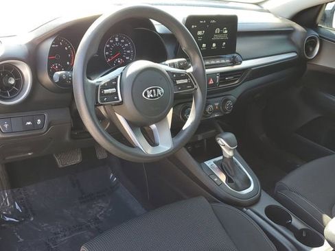 Used 2021 Kia Forte LXS image 17