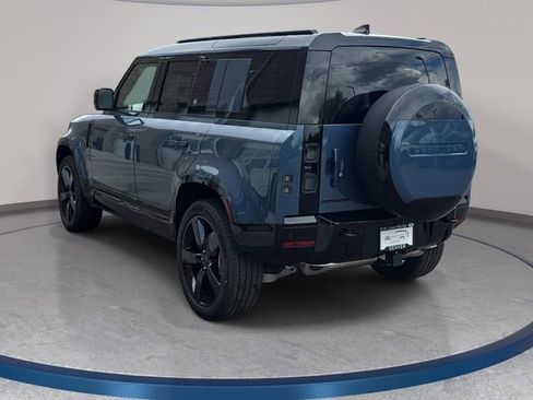 New 2026 Land Rover Defender 110 X-Dynamic SE AWD/4WD image 7