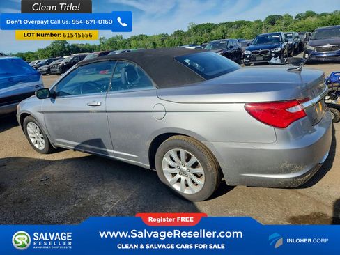 Used 2013 Chrysler 200 Touring FWD image 3