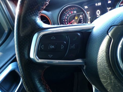 Used 2021 Jeep Gladiator Mojave image 18