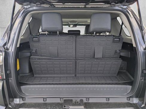 Used 2022 Toyota 4Runner SR5 Premium w/ Moonroof Package RWD image 6