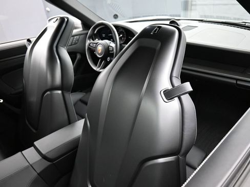 Certified 2024 Porsche 911 Carrera GTS image 25