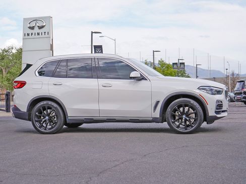 Used 2019 BMW X5 xDrive40i w/ Premium Package 2 AWD/4WD image 13