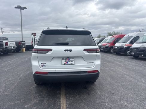 Used 2024 Jeep Grand Cherokee L Limited w/ Luxury Tech Group II image 4