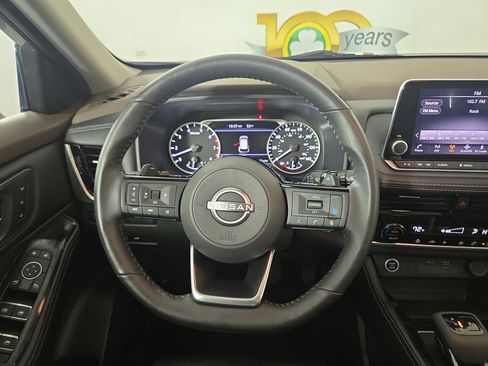 Used 2023 Nissan Rogue SL image 14