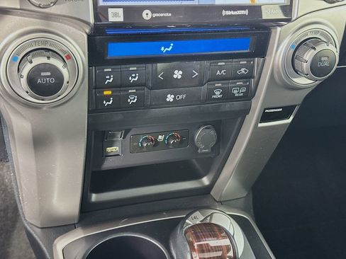 Used 2022 Toyota 4Runner Limited image 22