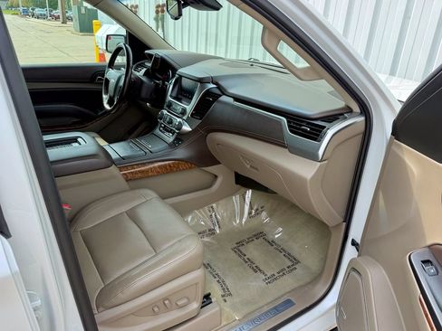 Used 2016 Chevrolet Tahoe LTZ AWD/4WD image 23